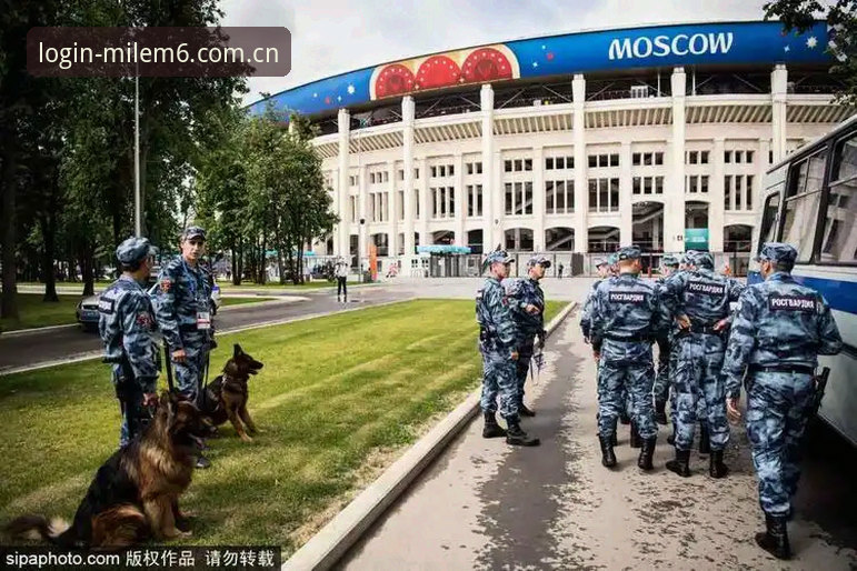 米乐M6官方网址 世界杯安保策略最新动态:英国警员缩减至3人,M6米乐平台用户探讨远程管理创新